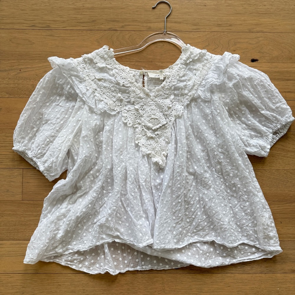 THE GREAT. Swiss Dot Blouse Womens Size 2 White Crochet Lace Ruffle Puff Sleeve - Picture 3 of 15